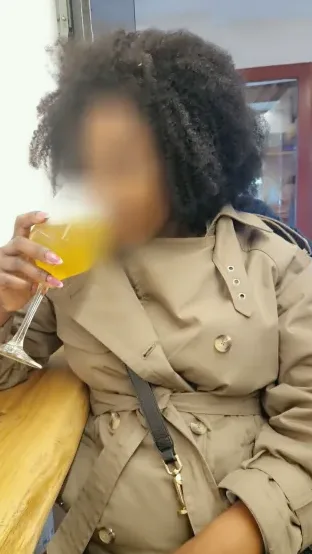 Antonia, 35