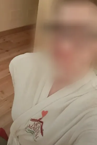 Aylin, 40