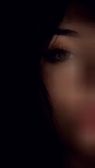Miriam, 26
