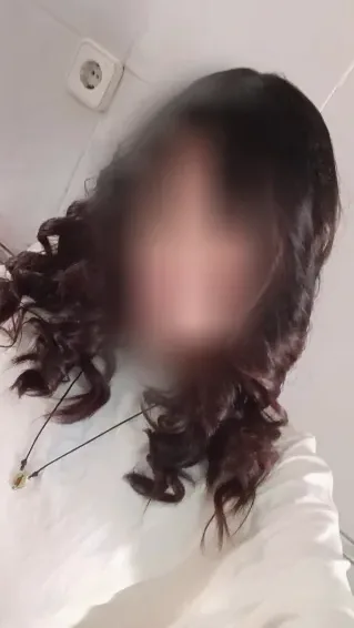 Saskia, 18